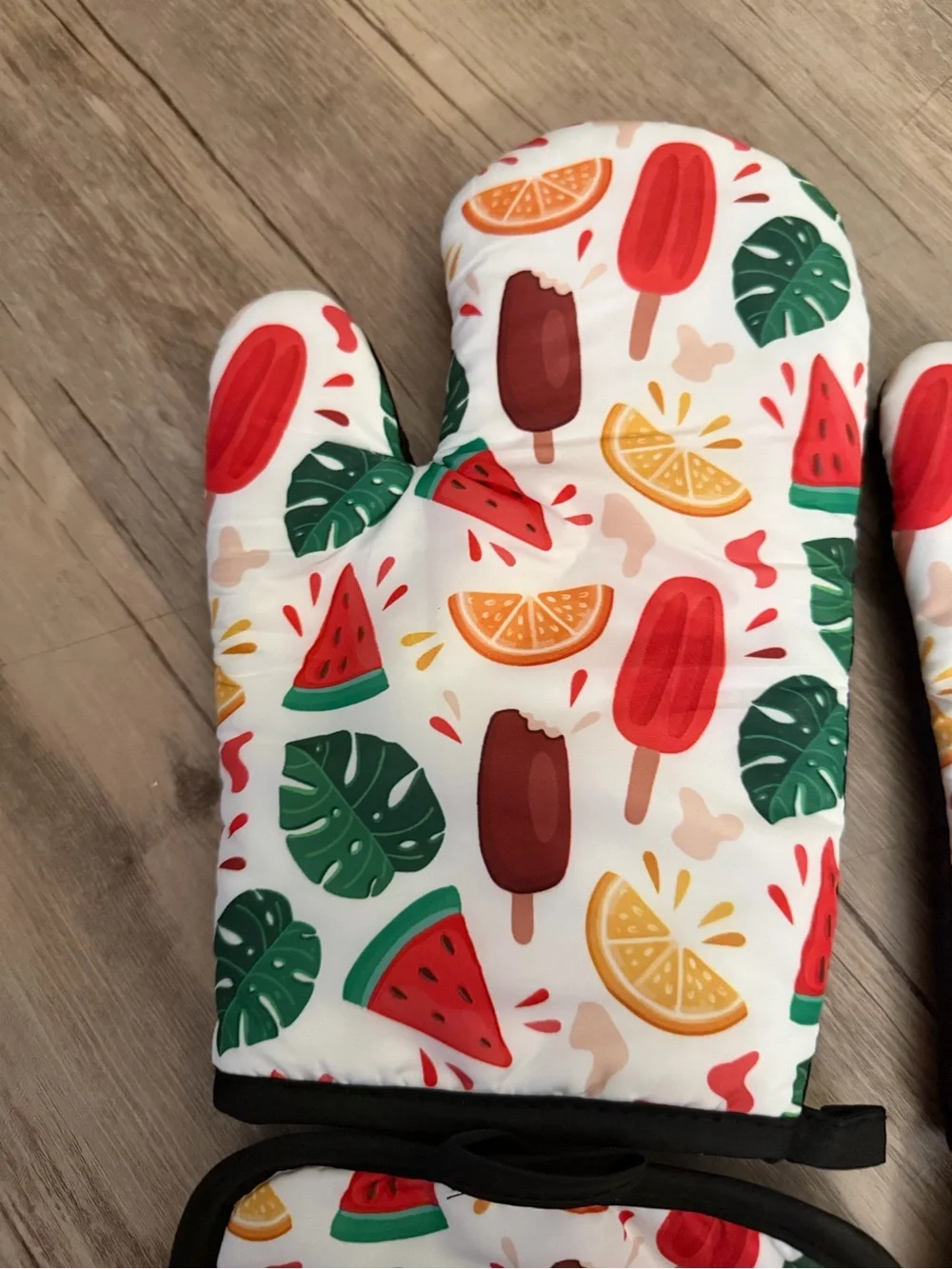 Oven Mitt and Pot Holder Set - White with Red, Green & Yellow Fruit Print